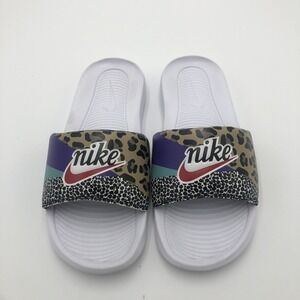 Nike Pool Slippers Animal Print White‎ Size 8 Unique Pattern Purple Red Swoosh